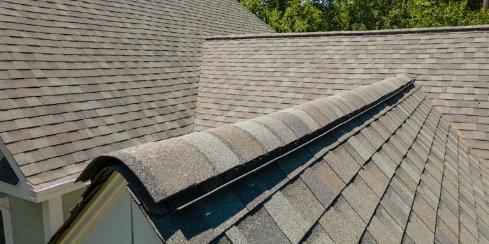 How to Know That It's Time to Replace Your Roof